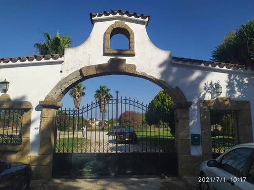 imagen 4 de Venta de finca con vivienda en Chiclana