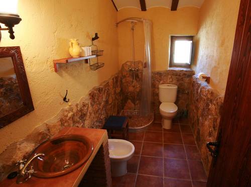 imagen 3 de VENTA DE CASA RURAL LEGALIZADA JUNTO CON FINCA ECOLOGICA DE 24 HECTAREAS