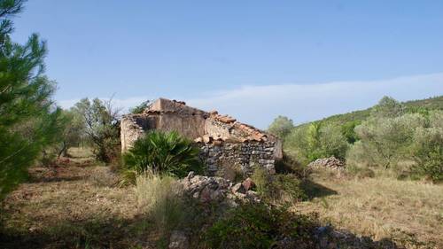 imagen 14 de MASIA CON FINCA RÚSTICA-AGRÍCOLA , A RECONSTRUIR/REHABILITAR