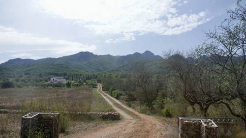 imagen 1 de MASIA CON FINCA RÚSTICA-AGRÍCOLA , A RECONSTRUIR/REHABILITAR