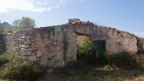 imagen 4 de MASIA CON FINCA RÚSTICA-AGRÍCOLA , A RECONSTRUIR/REHABILITAR