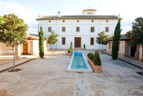 imagen 7 de Exclusiva Finca y Bodega en Requena