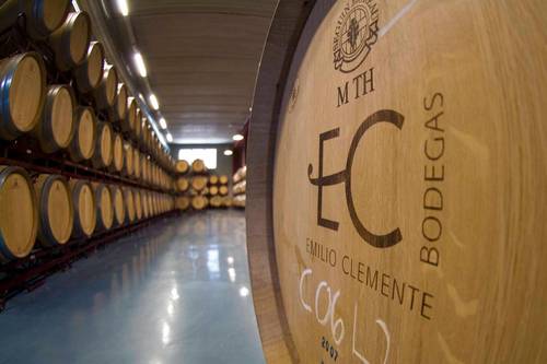 imagen 11 de Exclusiva Finca y Bodega en Requena