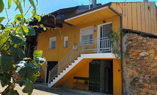 imagen 1 de Casa pueblo cercanaa Cacabelos